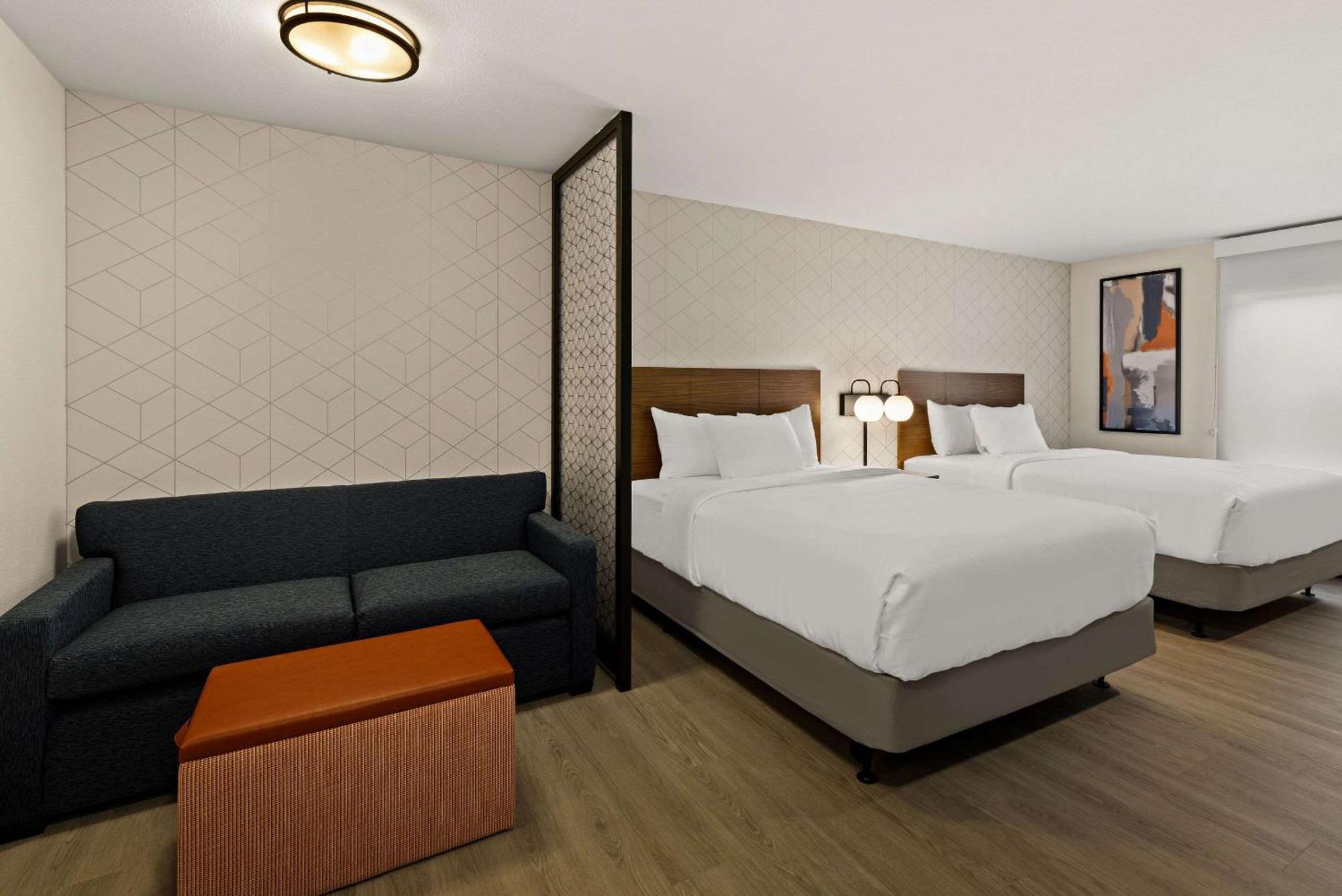 Everhome Suites El Paso Airport Near Fort Bliss Loma Terrace Eksteriør bilde