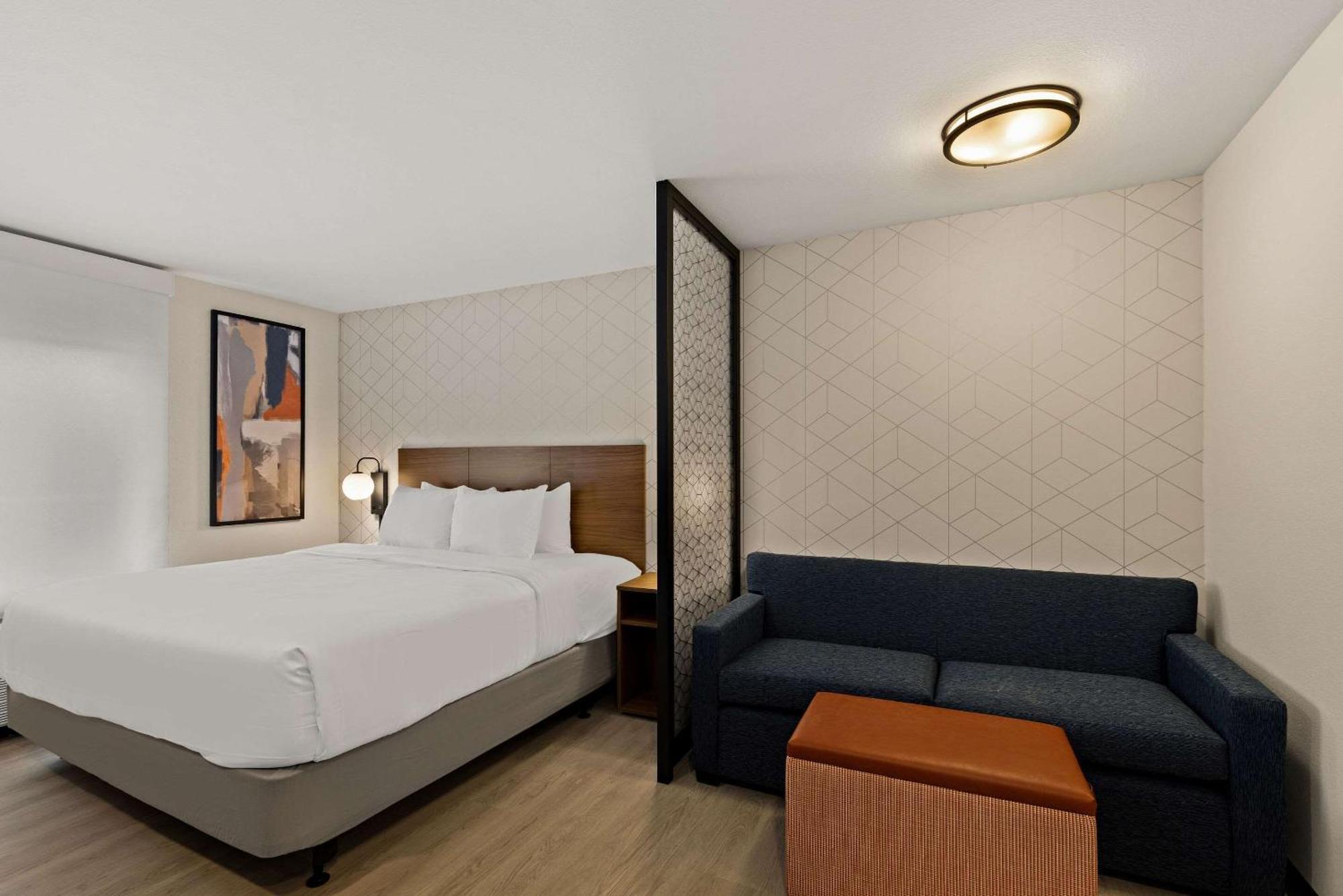 Everhome Suites El Paso Airport Near Fort Bliss Loma Terrace Eksteriør bilde